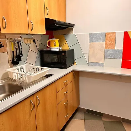 Apartmans Turgenevova - Ostravska With Free Parking Goltsch Jenikau